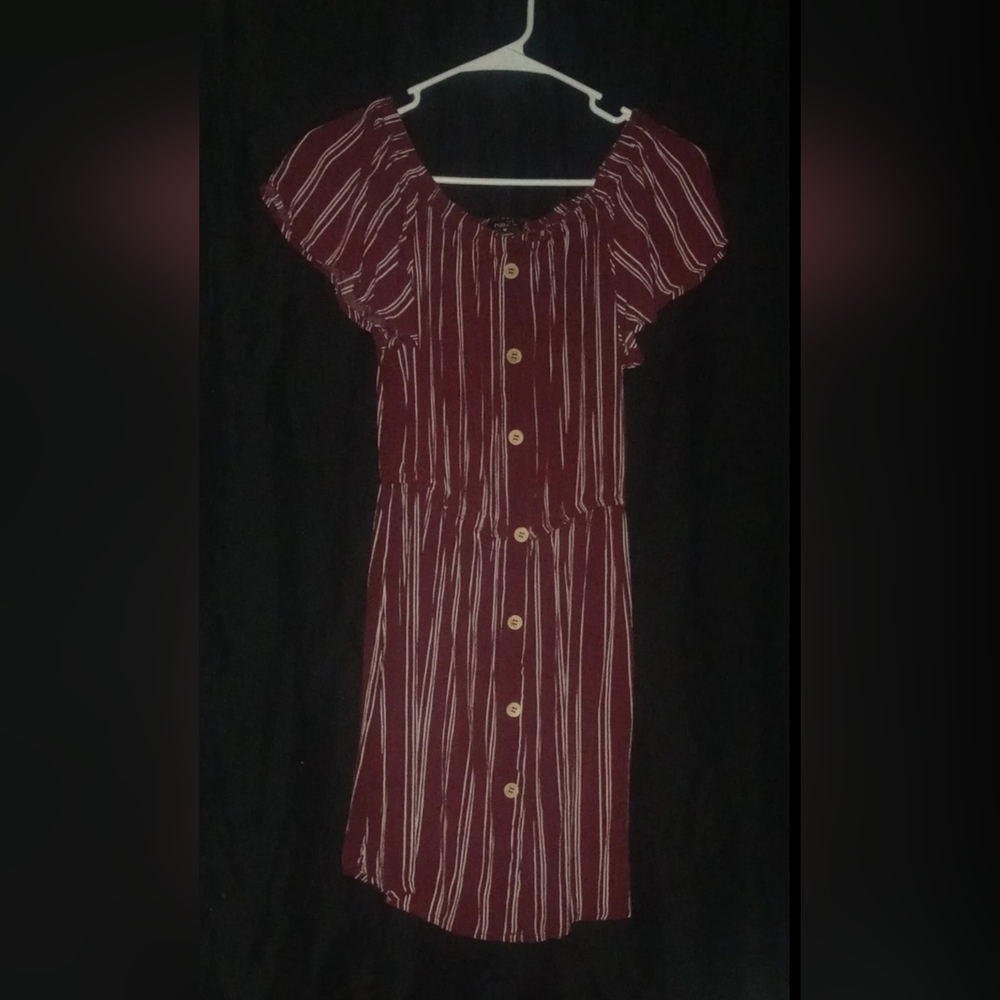 Women's Rue21 Off Shoulder Maroon & White Stripped Dress W/ Buttons Medium 